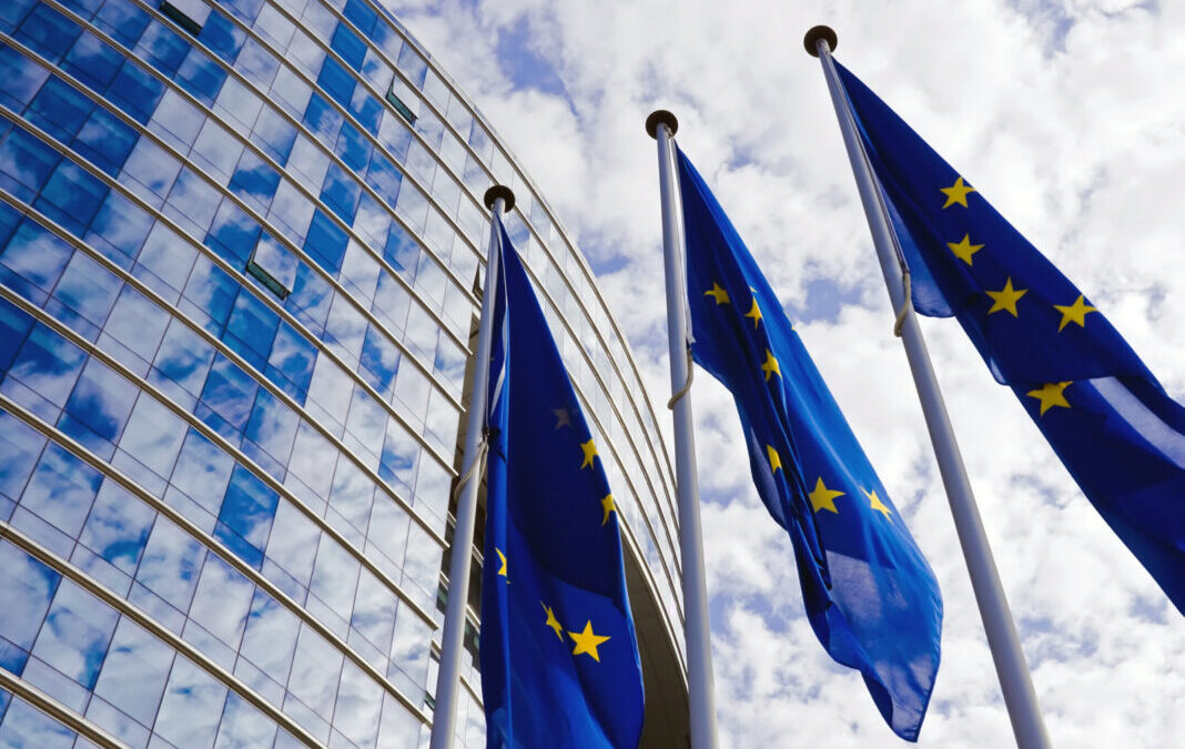 Il piano della Commissione europea per una legislazione più chiara, semplice ed efficace: modernizzare il processo normativo dell’UE